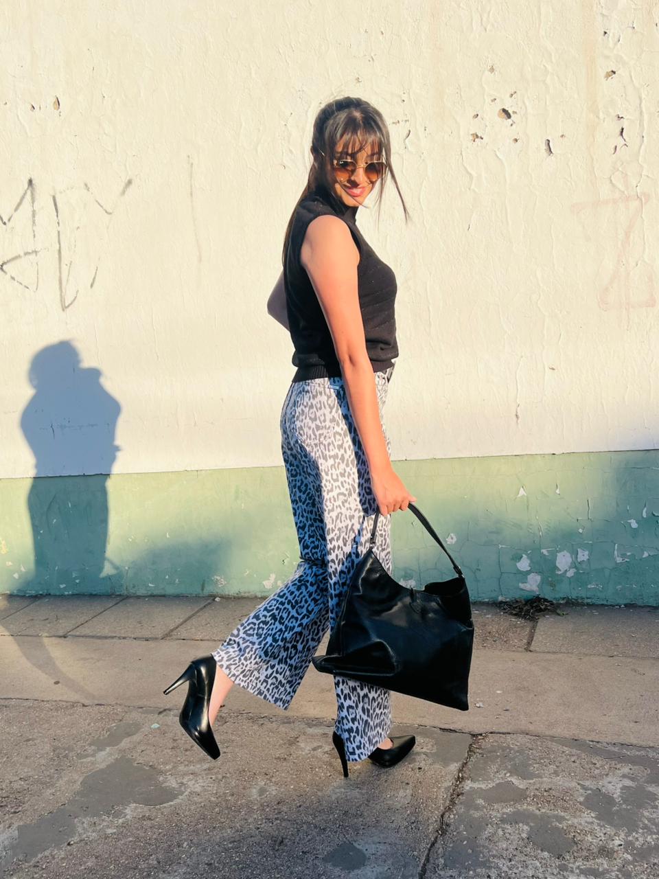 Look leopardo